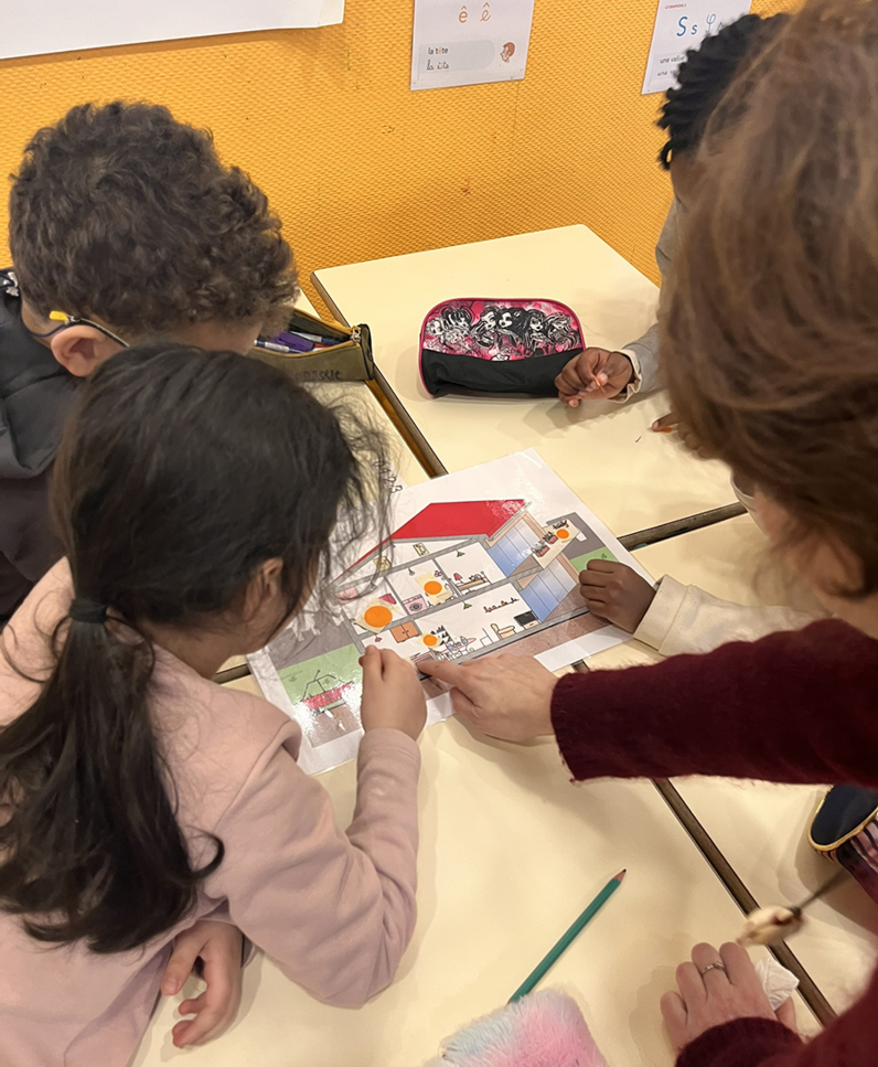 Atelier scolaire sur les consommations d'eau et d'énergie à Ivry-sur-Seine